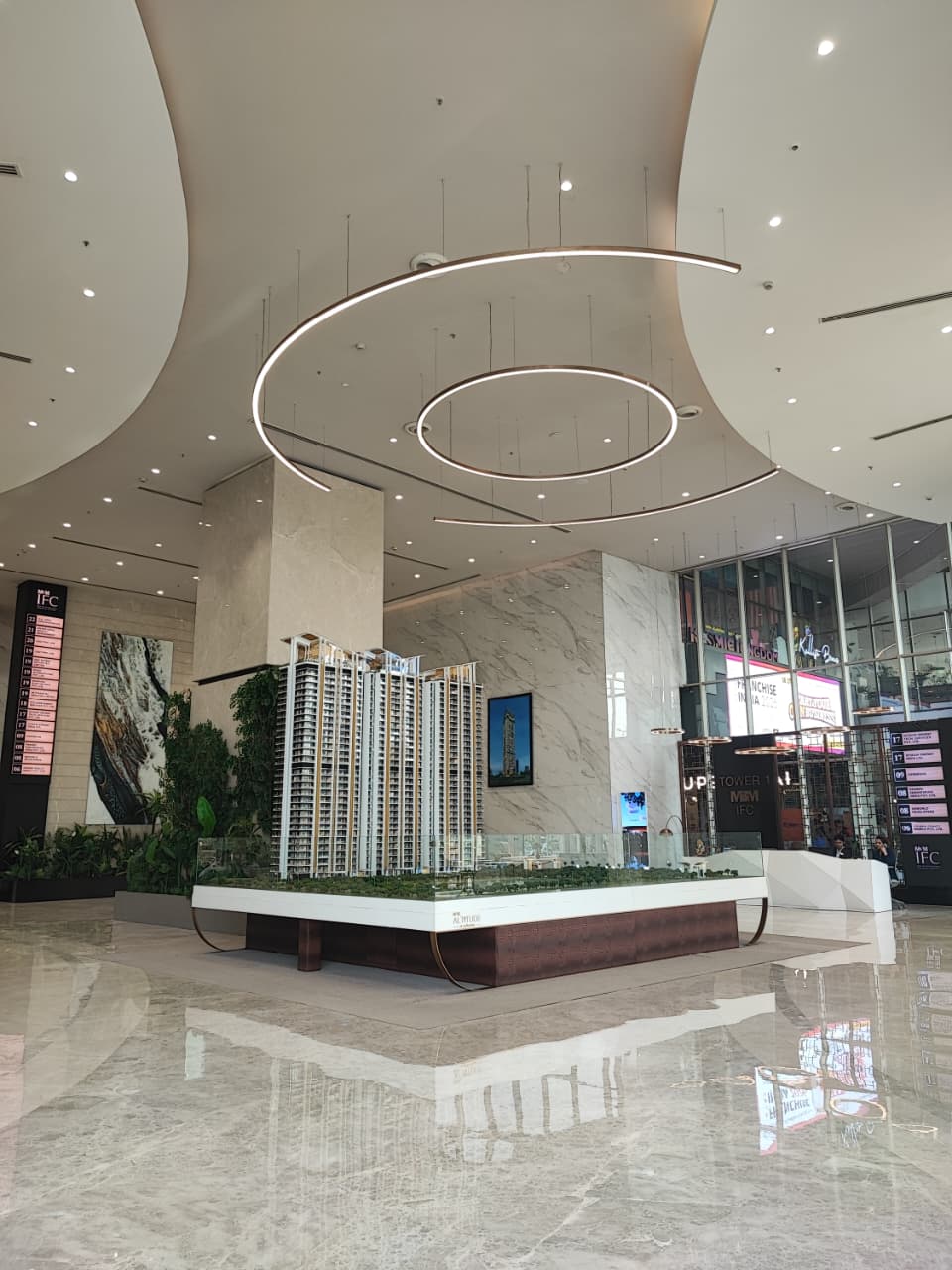 M3M Lobby 6